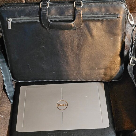 Dell Latitude E6430 Laptop, Intel Core i7, 14-inch Display - Picture 1 of 6